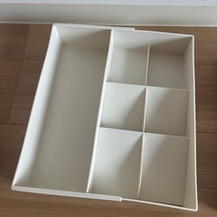 スリコ　カラトリーケース2つの画像