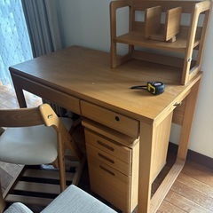 学習机セット「カリモク品」の画像