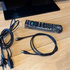 地上・BS・110 度 CS デジタル ハイビジョン液晶テレビ  
39V型（アスペクト比16：9）の画像