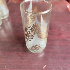 ガラスのコップお探しの方どうぞ！未使用だけど汚れありの画像