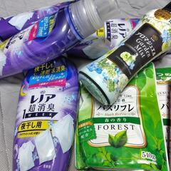 柔軟剤、入浴剤、シャンプー詰め合わせの画像