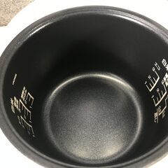8/11終 YAMADA ヤマダセレクト 3合炊き 炊飯器 YRC-M05H1 マイコンジャー 2024年製 動作品 25h菊-の画像