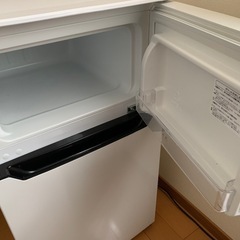 2ドア冷凍冷蔵庫（1人暮らし用サイズ）の画像