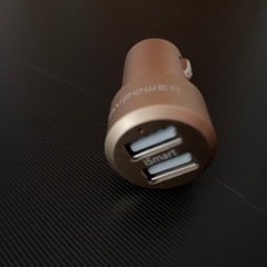 シガーソケットからUSB電源の画像