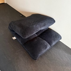 座椅子ソファの画像