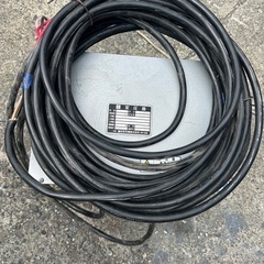 鎌田信号機株式会社　変圧器　トランス　200V→100Vの画像