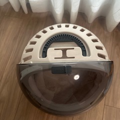 持ち運び用　ペット用のキャリーケースの画像