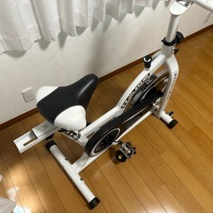 フィットネスバイク 　ルームバイクの画像