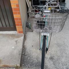 BRIDGESTONE電動自転車assistaホワイトブルーツートンカラー中古　バッテリー2本付き　自宅引き取りのみの画像