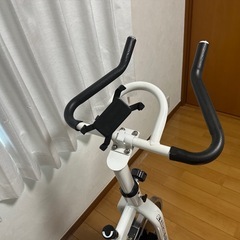 フィットネスバイク 　ルームバイクの画像