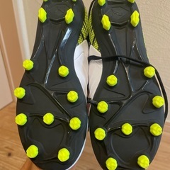 新品未使用 サッカーシューズ スパイクの画像
