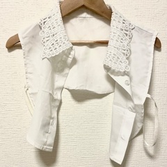 ハニーズ　着け襟　白色　美品の画像