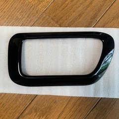 新品未使用　LA650Sタントカスタム　ドアハンドルガーニッシュの画像