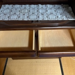 食器棚の画像