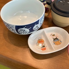 子供向け等の食器の画像
