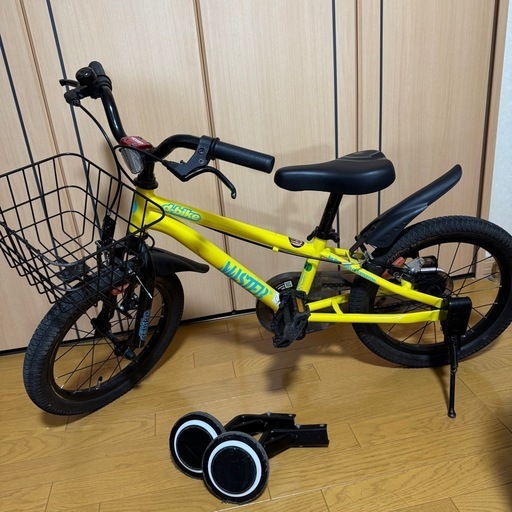 【お譲り先決定しました】子供用　自転車　dバイク　16インチ　補助輪　　イエロー　