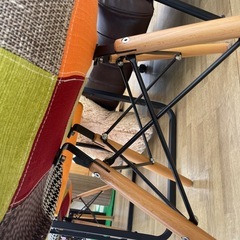 【ドリーム川西店御来店限定】デザインチェア/シミあり/中古品 【2125560000022941】の画像