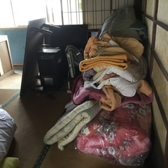 布団　毛布　座布団　電気カーペット　などの画像