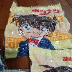 コナンのハンドタオルとガーゼハンカチ4枚の画像