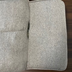 カインズ　ヘッドレスト付き リクライニングソファの画像