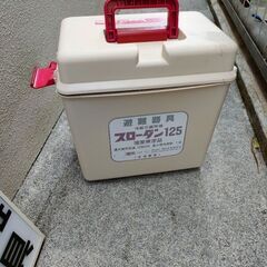 避難器具　緩降機　誘導灯の画像