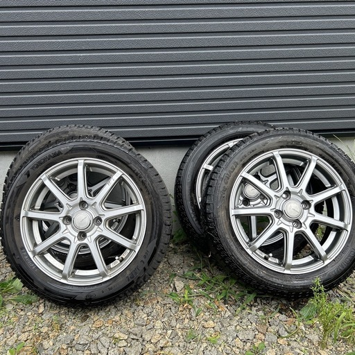 スタッドレスタイヤ　165/60R15 デリカミニ等