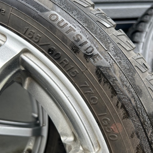 スタッドレスタイヤ　165/60R15 デリカミニ等