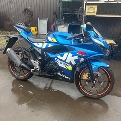 GSX125   GSX  実働　販売証明付き　　ベース車両　　カウル割れありの画像
