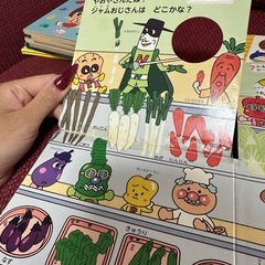 ♡他商品と引き取りで0円♡絵本 7冊 ジャンク扱いの画像
