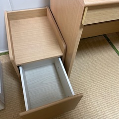 子供　学習机の画像