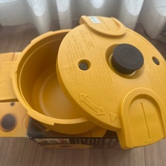 電子レンジ圧力鍋の画像