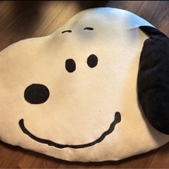 ペットシーツ受け　オムツ　スヌーピークッション　まとめて引き取り　の画像