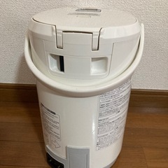 電気ポット　3.0Lの画像