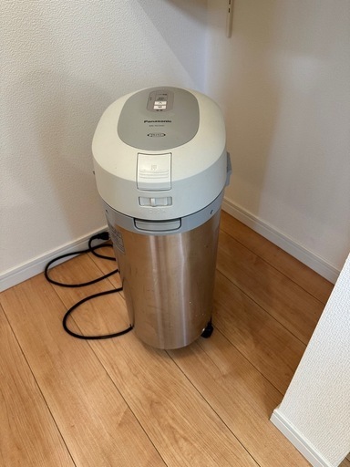 保冷米びつ 5㎏ HRC-05S エムケー精工 ホワイト 小型 ライスクール