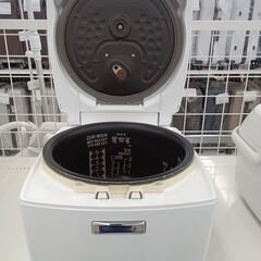 ★リユースのサカイ日立店★HJ7368 MITSUBISHI ＩＨジャー炊飯器 5.5合 19年製 動作確認／クリーニング済み の画像