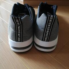 未使用　２７．５cmスニーカーの画像