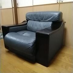 レザーソファーの画像