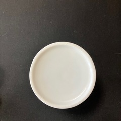 おまけ付き！ハローキティの可愛いデザインの陶器コップの画像