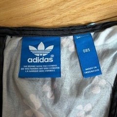 adidas オールインワンの画像