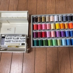 お盆限定！brother 刺繍機能付きコンピュータミシン DC3500 刺繍カードデータ付の画像