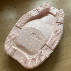 お取引中【美品】ひんやりしないおふろマット　リッチェル　ベビー　赤ちゃん　マット　お風呂の画像