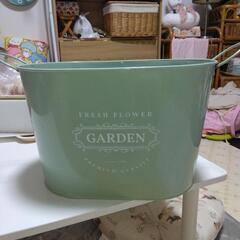 ブリキ缶バケツセット🐥の画像