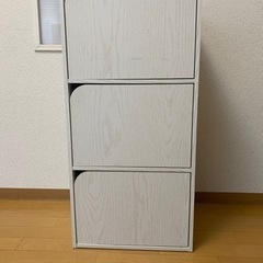 【２点セット】カラーボックス + パイプ椅子の画像