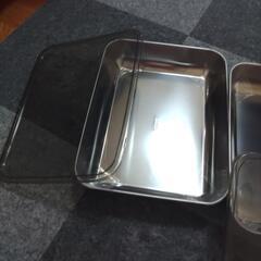 蓋付きバット3枚セットの画像