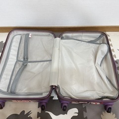 キャリーケースの画像