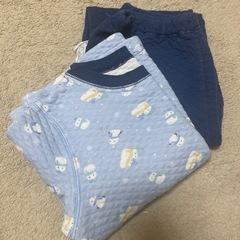 UNIQLOパジャマ＆無印良品トレーナーの画像