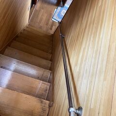 階段の手すりの画像