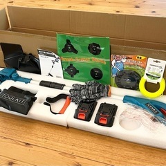 新品未使用　草刈機 充電式 草刈り機 21v 刈込幅25cm PSE バッテリー 2個の画像