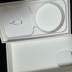 iPhone15Pro空箱の画像