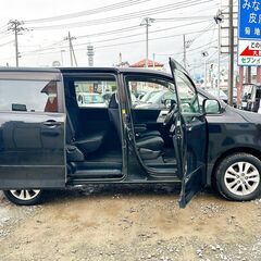 自社ローンでお悩みを解決！！ローンに強い！！かなりのお問合せがあります！！全国販売 (在庫番号L04）トヨタ ノア2.0 Si 4WD　本州仕入　ナビ　後席モニター　両Pスラ （ブラック）カーリース　札幌　函館　全国　自社分割　リース　ネオドライブローンの窓口　マイネオオートローンの画像